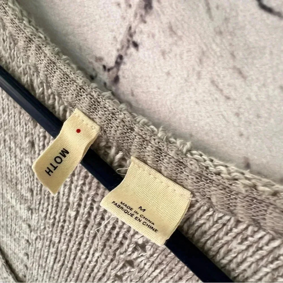 Moth Anthropologie Mixed Media Sweater Blouse Gray and White Size Medium - Picture 5 of 10